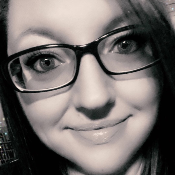 Meet your Posher, Tamica - Picture 1 of 1